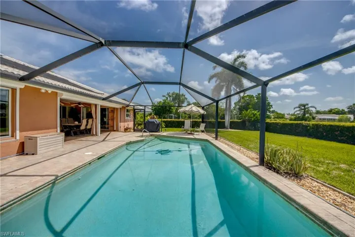 4180  Prestwick  CT, North Fort Myers, FL 33903
