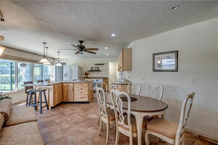 4180  Prestwick  CT, North Fort Myers, FL 33903