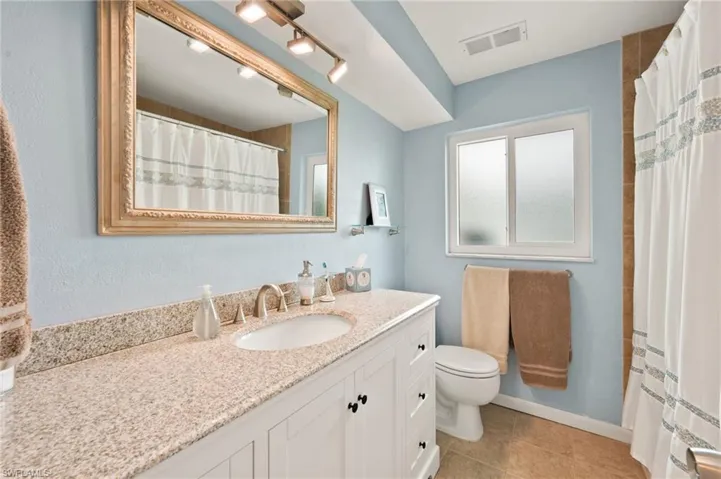 Guest Restroom
