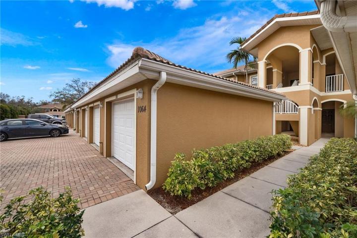 1064 Winding Pines CIR # 205, CAPE CORAL FL 33909
