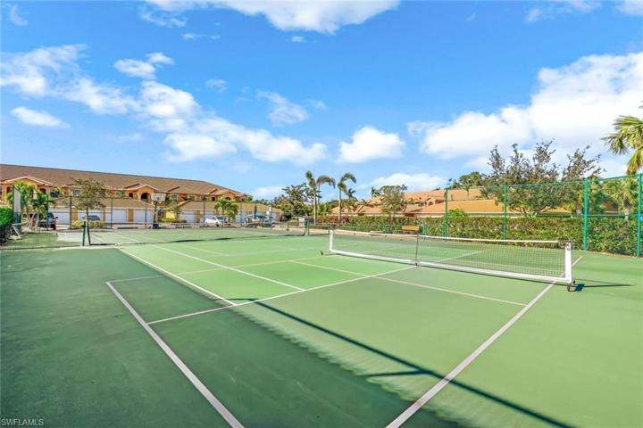 1064 Winding Pines CIR # 205, CAPE CORAL FL 33909