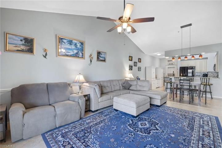 1064 Winding Pines CIR # 205, CAPE CORAL FL 33909
