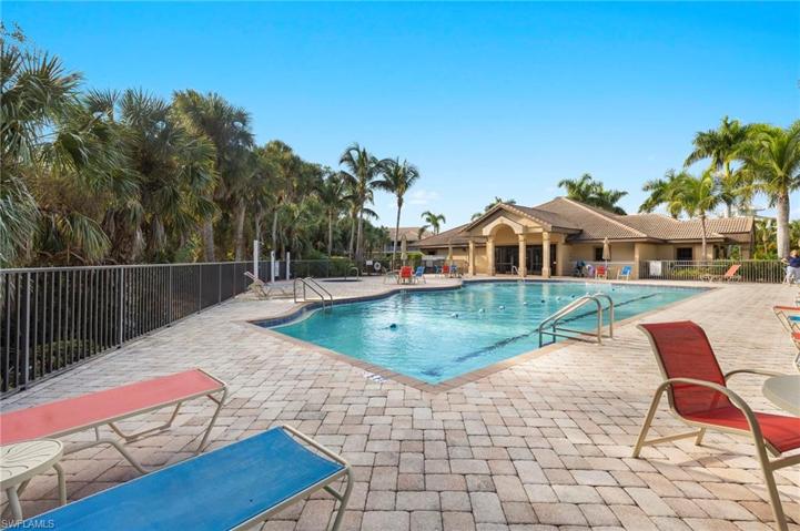 1064 Winding Pines CIR # 205, CAPE CORAL FL 33909