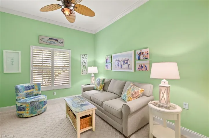 Flexible options for this bright and cheery den.