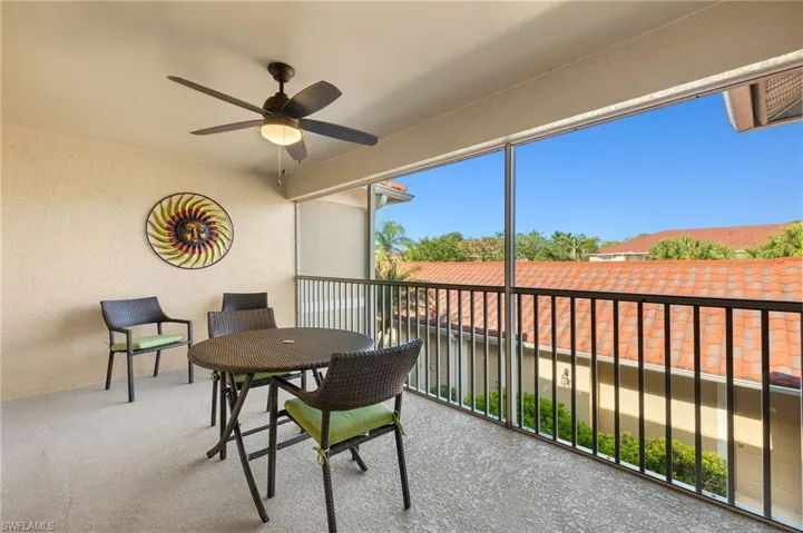 Front entry Sunroom / lanai, capture the sunsets in the evening.