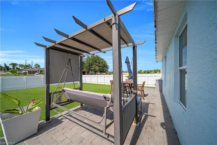 3902 3rd St Sw, Lehigh Acres, Florida 33976