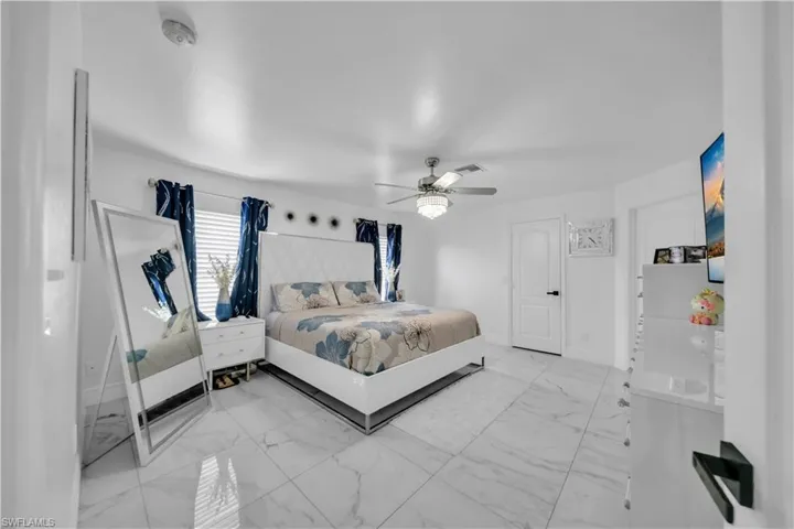 3902 3rd St Sw, Lehigh Acres, Florida 33976