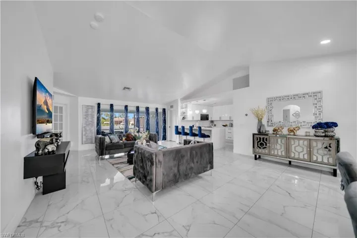 3902 3rd St Sw, Lehigh Acres, Florida 33976
