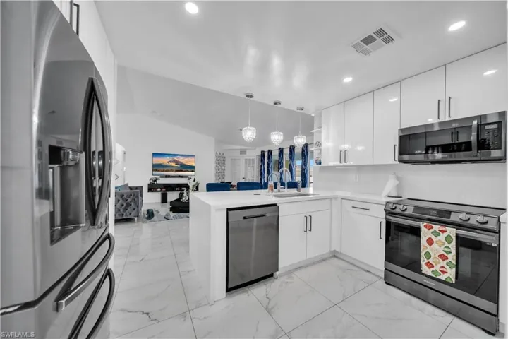 3902 3rd St Sw, Lehigh Acres, Florida 33976
