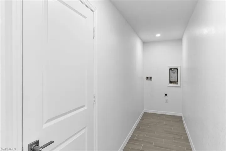4130 Nw 33rd St, Cape Coral, Florida 33993