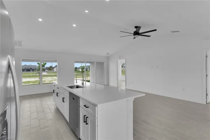 4130 Nw 33rd St, Cape Coral, Florida 33993