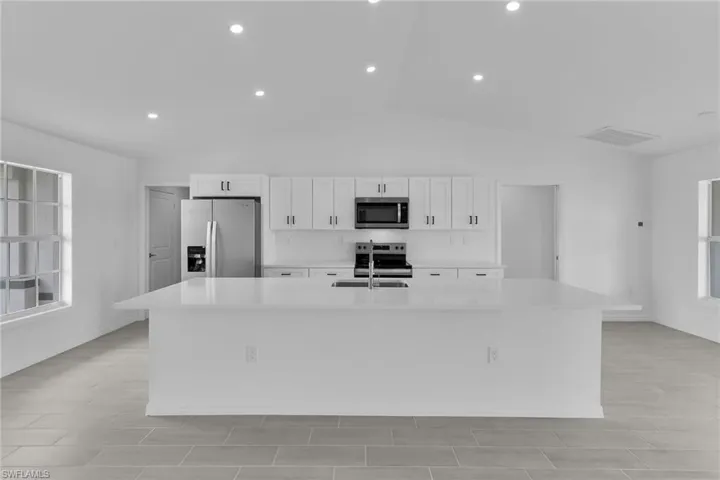 4130 Nw 33rd St, Cape Coral, Florida 33993
