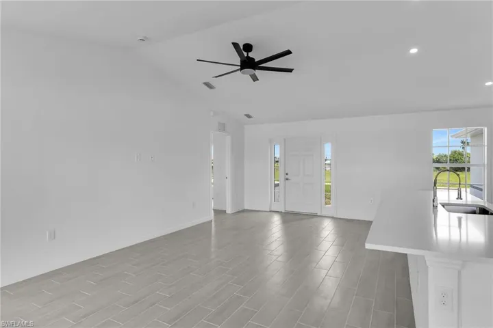 4130 Nw 33rd St, Cape Coral, Florida 33993