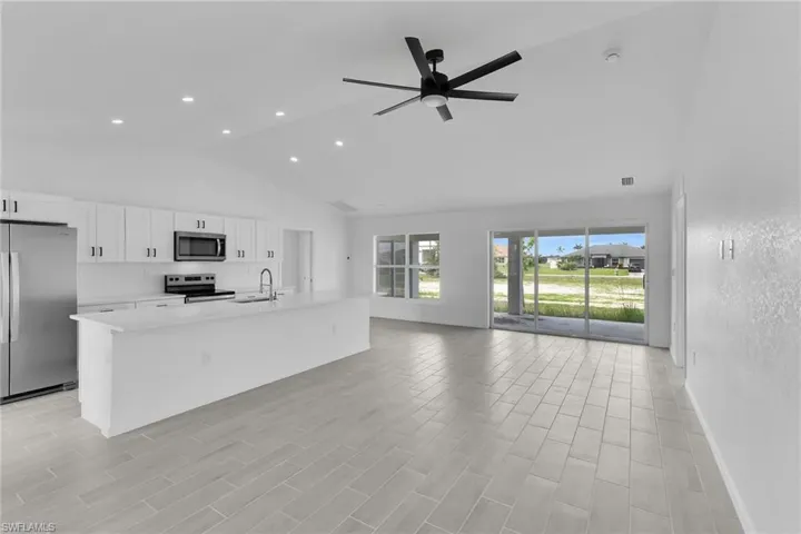4130 Nw 33rd St, Cape Coral, Florida 33993