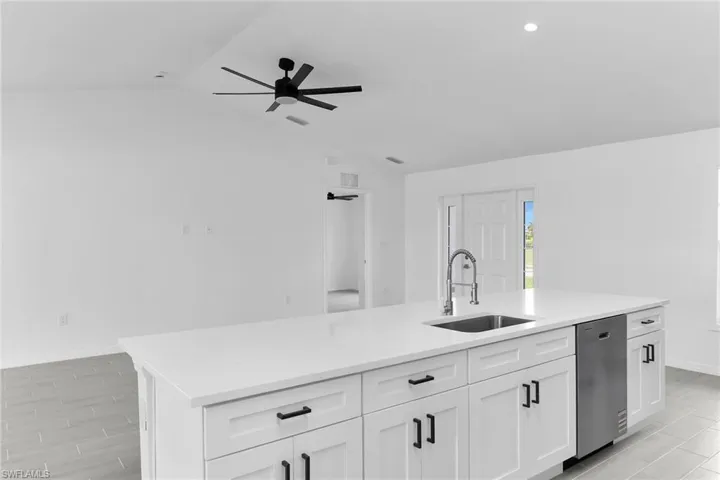 4130 Nw 33rd St, Cape Coral, Florida 33993