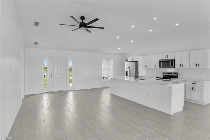 4130 Nw 33rd St, Cape Coral, Florida 33993