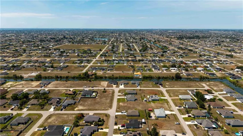212 Ne 25th St, Cape Coral, Florida 33909