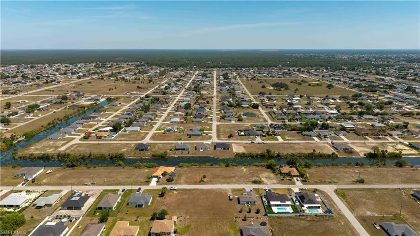 212 Ne 25th St, Cape Coral, Florida 33909