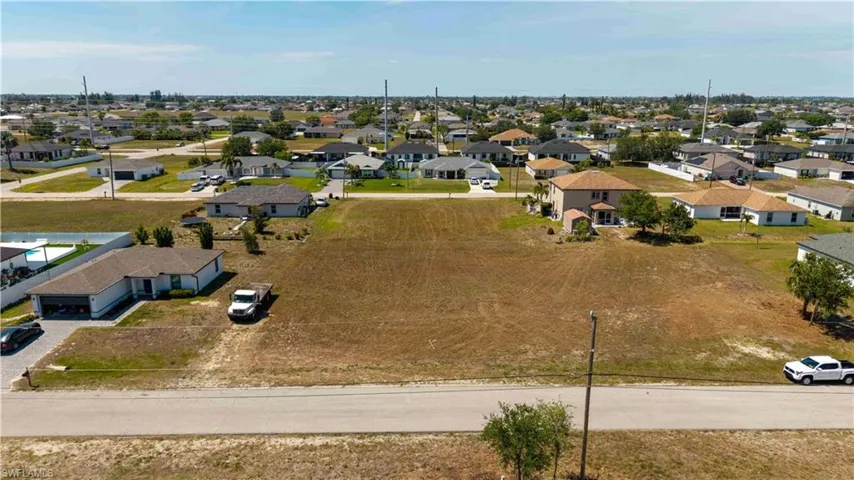 212 Ne 25th St, Cape Coral, Florida 33909