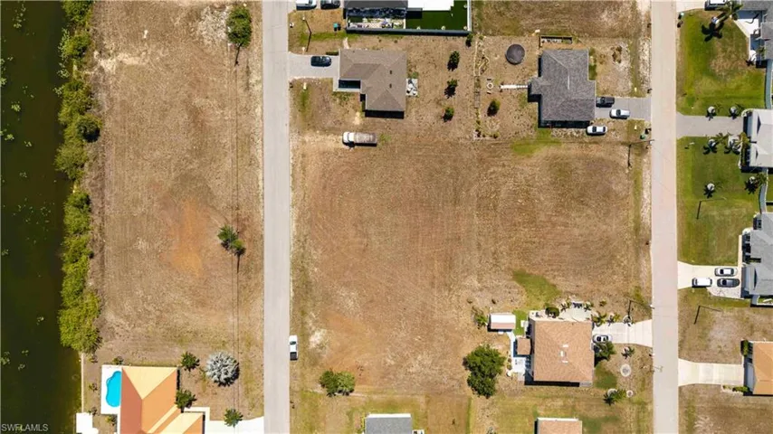 212 Ne 25th St, Cape Coral, Florida 33909