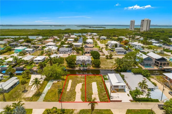 24533 Dolphin St, Bonita Springs, Florida 34134