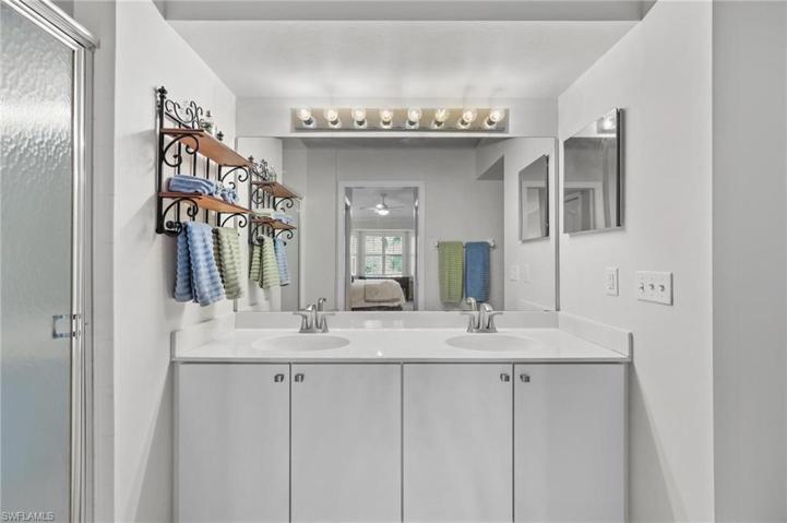 3715 Buttonwood WAY # 1725, NAPLES FL 34112