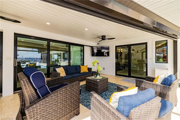 View of patio / terrace with outdoor lounge area and a ceiling fan