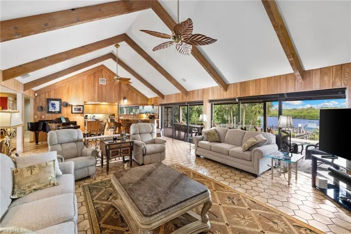 3695 Gordon Dr, Naples, Florida 34102