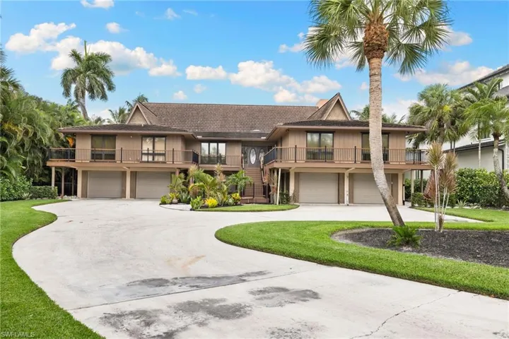 3695 Gordon Dr, Naples, Florida 34102