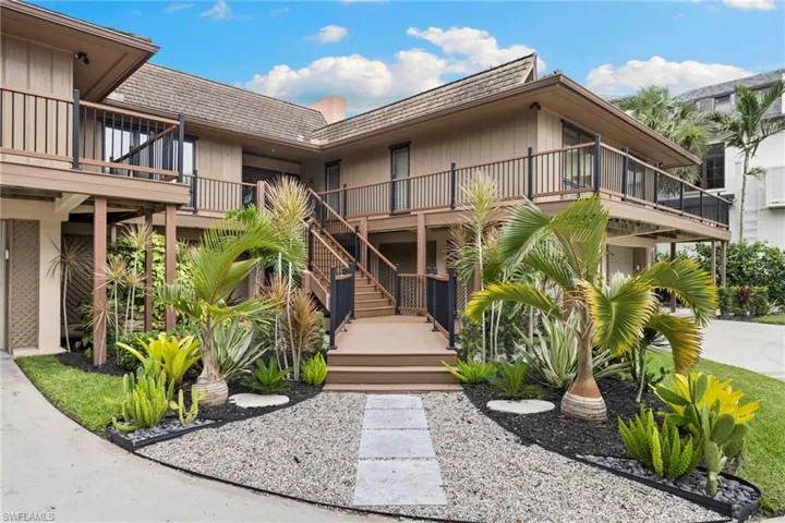 3695 Gordon Dr, Naples, Florida 34102