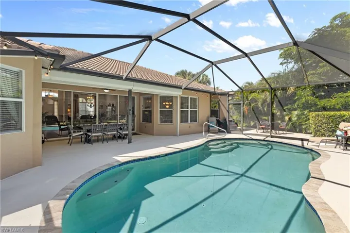 Pool Enclosure & Lanai has Plenty of Space to Enjoy!