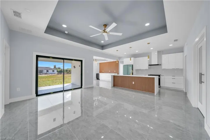 312 Pembroke St, Lehigh Acres, Florida 33974