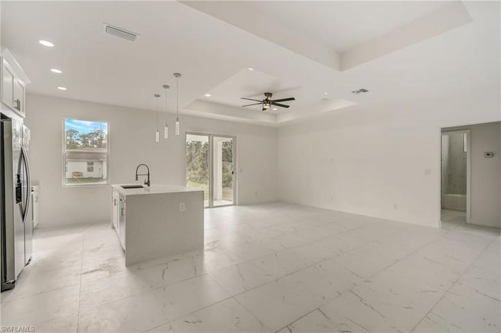 3712 Tallman ST, FORT MYERS FL 33905