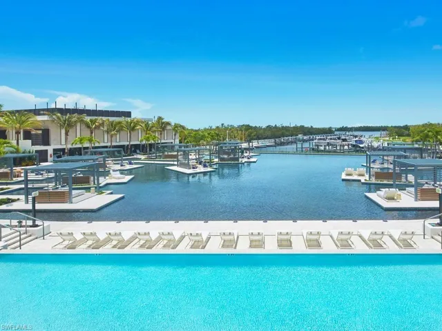 5200 Seagrass Blvd 304, Bonita Springs, Florida 34134