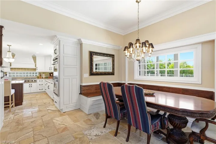 1748  Jewel Box  DR, Sanibel, FL 33957