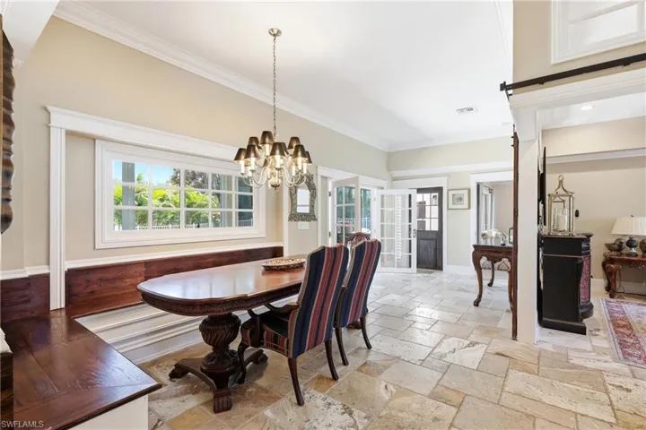 1748  Jewel Box  DR, Sanibel, FL 33957