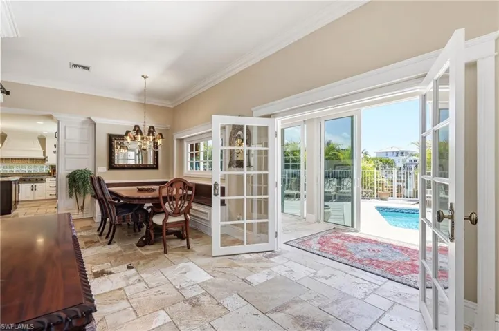 1748  Jewel Box  DR, Sanibel, FL 33957