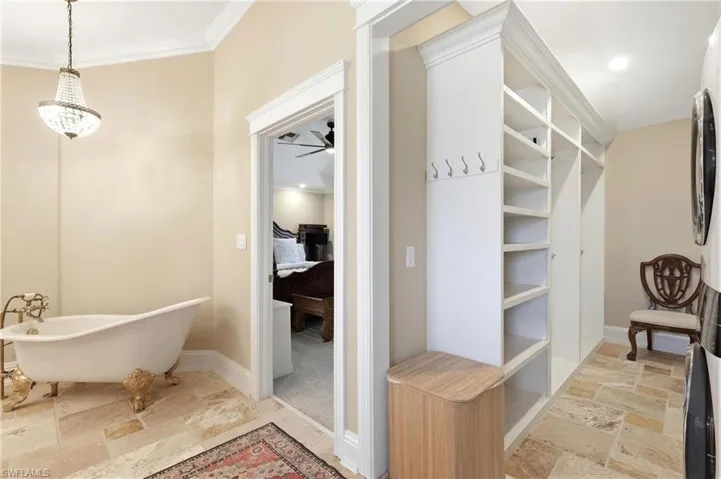 1748  Jewel Box  DR, Sanibel, FL 33957