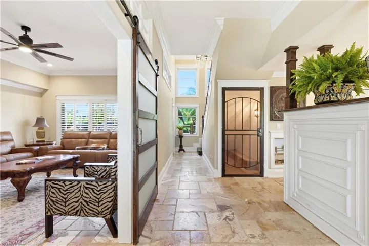 1748  Jewel Box  DR, Sanibel, FL 33957