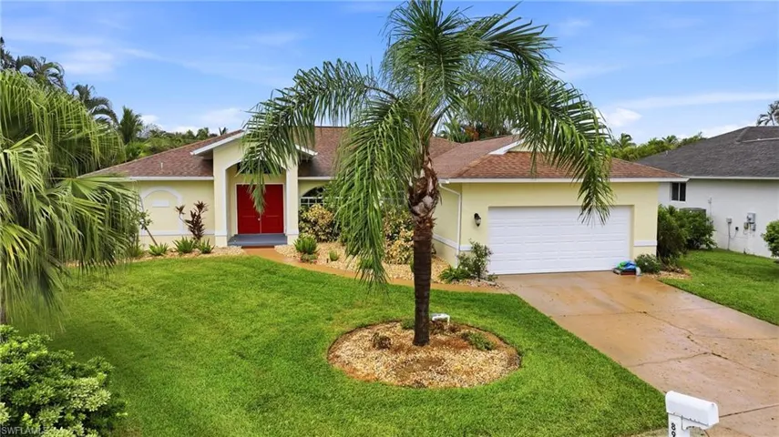 8950 Bracken Way, Fort Myers, Florida 33908