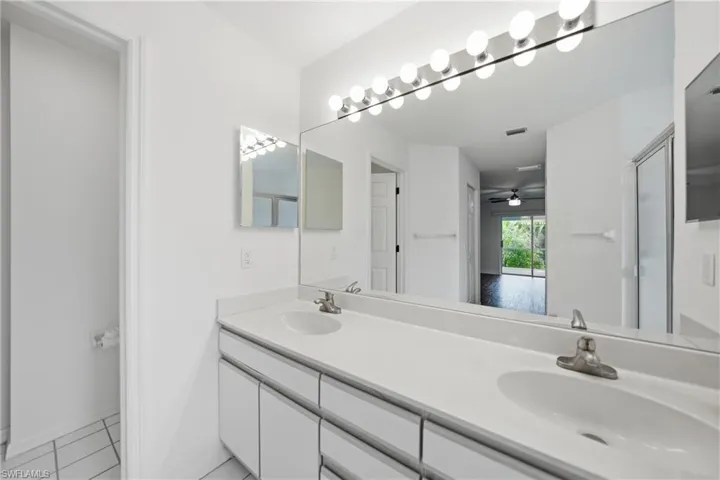 8950 Bracken Way, Fort Myers, Florida 33908