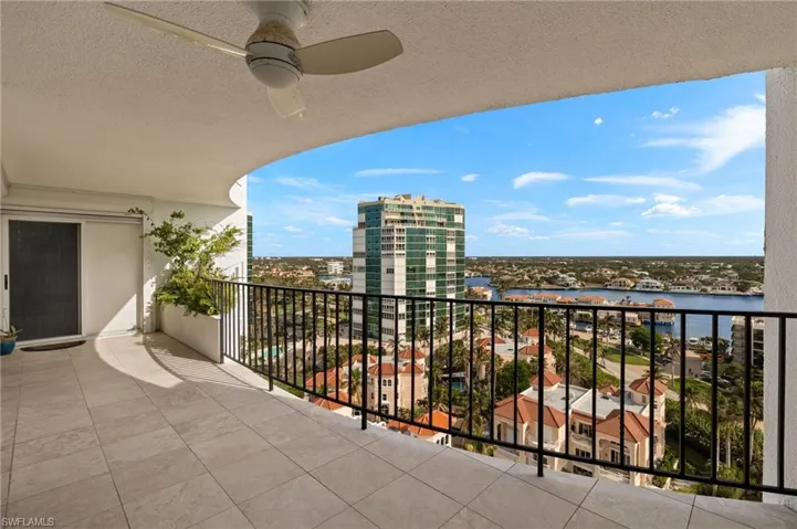 3951  GULF SHORE N BLVD, Naples, FL 34103