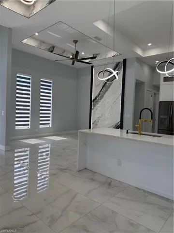 221 Sw 25th Ave, Cape Coral, Florida 33991