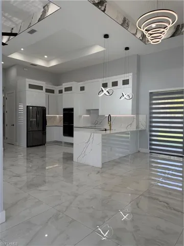221 Sw 25th Ave, Cape Coral, Florida 33991