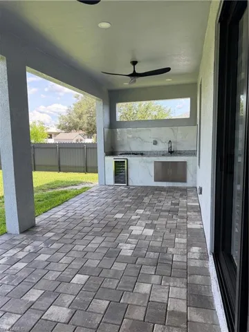 221 Sw 25th Ave, Cape Coral, Florida 33991