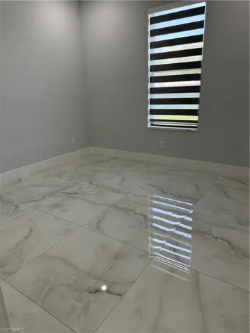 221 Sw 25th Ave, Cape Coral, Florida 33991