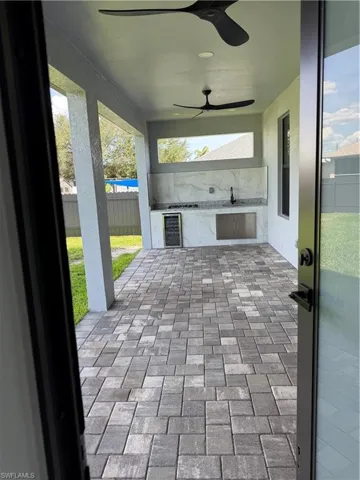 221 Sw 25th Ave, Cape Coral, Florida 33991
