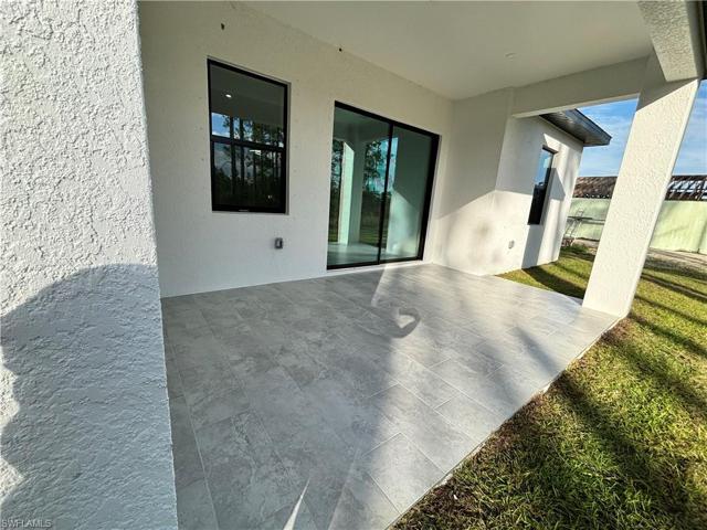 2604 E 12th  ST, Lehigh Acres, FL 33972