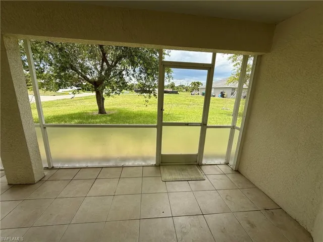 1701 Ne 26th Ter, Cape Coral, Florida 33909