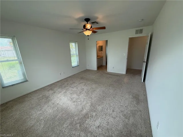 1701 Ne 26th Ter, Cape Coral, Florida 33909